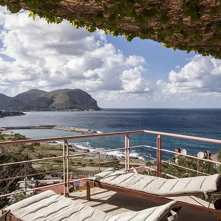 Gilda Bed & Breakfast Mondello